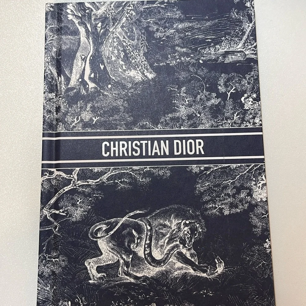 Dior notebook